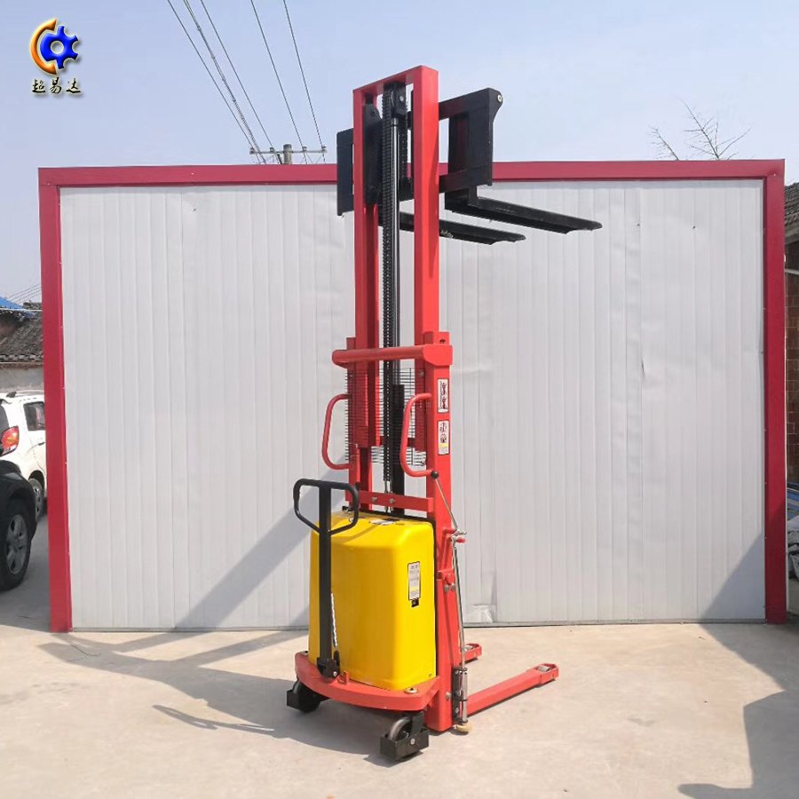 半電動(dòng)堆高車